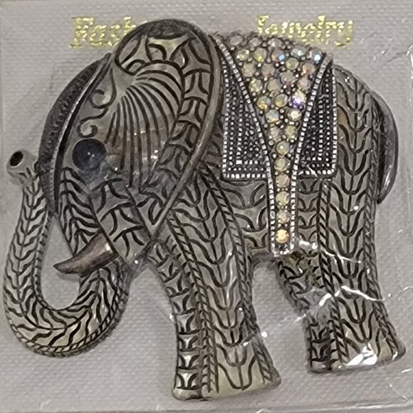 Elephant Brooch - Picture 2 of 3